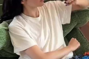 這素顏能打不？美娜妙峰山看日落： 徒步初體驗~都市麗人破防~