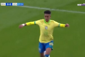 天才少年！18歲埃斯特旺禁區(qū)內(nèi)勁射破門！巴西1-0領(lǐng)先塞內(nèi)加爾！