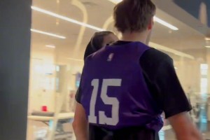 湖人球員們一場比賽最多都得過多少分？東契奇和小里都拿過73！