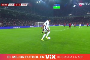 梅開(kāi)二度！拉什福德過(guò)頂傳球精準(zhǔn)制導(dǎo)，凱恩頭球破門(mén)