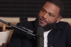 鯊魚談信仰！奧尼爾：我罰球差，是因?yàn)樯系垡冶３种t卑！