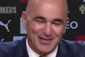 生涯撲救率100%！名場(chǎng)面：凱爾沃克臨危受命客串門將！