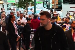 庫里：穿上科比的鞋！我今晚真的被賦予了能量！