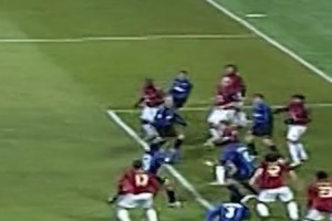 國(guó)米官推致敬阿德里亞諾：米蘭德比貢獻(xiàn)絕殺的梅阿查國(guó)王??