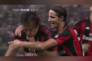 小羅看傻了！皮爾洛30米開外超級落葉球破門！