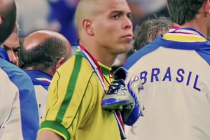 那個詞要回來了？穆西亞拉已可以進行較高強度的腿部沖擊訓(xùn)練了！