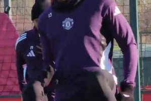 夢(mèng)回2018！40歲C羅接傳中精彩倒勾破門，復(fù)刻歐冠對(duì)尤文神作