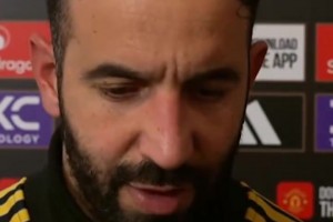 阿莫林賽后采訪談?wù)撦斍虻脑颍喝绻覀冞_(dá)不到強(qiáng)度就贏不了~