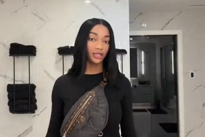 這腰臀比對嗎??WNBA安吉爾·里斯大方展示自己的日常穿搭~