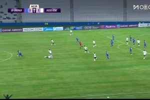 申花進(jìn)球無(wú)效！米內(nèi)羅破門，裁判看VAR后判罰犯規(guī)在先