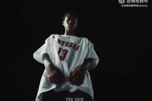 會(huì)在今天完成首秀嗎？哈登10代正式亮相！