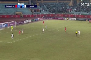 門將超級超級巨大失誤??！林良銘笑納大禮，國安1-0河內(nèi)公安