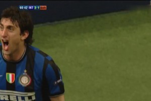 穆帥神作！2010年歐冠國米3-1掀翻巔峰巴薩，被稱為地球保衛(wèi)戰(zhàn)