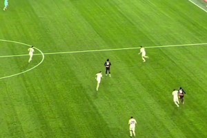 本來以為是世界級一條龍，結(jié)果臨門拉了坨大的??