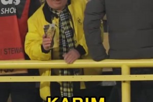 老伙計依舊充滿激情??！阿德耶米成中老年球迷的偶像了！