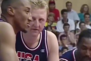 滿屏的壓迫感??！在坐的可以說是籃球界的傳奇人物了吧？