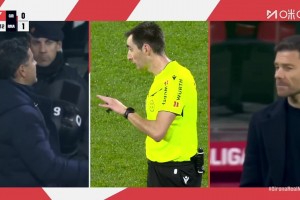 姆巴佩門前捅射破門，VAR介入后認(rèn)定手球破門無(wú)效