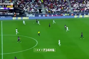 后衛(wèi)生吃后衛(wèi)！名場面：阿勞霍暴力超車呂迪格！