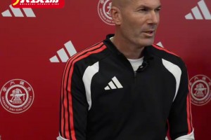 齊達(dá)內(nèi)：中國(guó)足球一直在進(jìn)步，世界杯看好傳統(tǒng)強(qiáng)隊(duì)