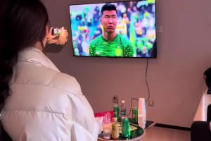 吃吃喝喝看比賽??！來看在工體包廂里看北京國安比賽是什么感覺