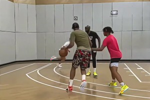 “讓中投成為藝術，靠單打成為傳奇”甜瓜依然優(yōu)雅??