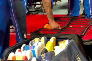 一支NBA球隊(duì)賽前要準(zhǔn)備多少鞋子？有誰(shuí)知道這些鞋子都是誰(shuí)的呢？