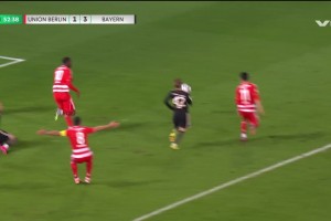 凱恩禁區(qū)內(nèi)犯規(guī)送點！奎菲爾德點射破門梅開二度！