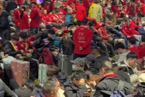 京廣線和隴海線的交匯處，河南球迷震撼出征了