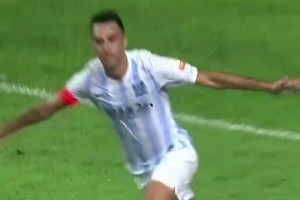 妙筆生花！重溫扎哈維插花腳進球絕殺