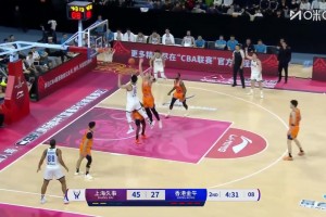 哇偶！！張鎮(zhèn)麟快攻接弗格助攻，空接暴扣！來自遼寧老隊(duì)友的默契