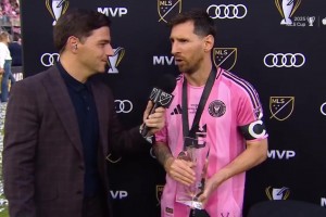 太完美了！梅西獲得美職聯(lián)季后賽MVP！6場6球7助率隊奪冠！！